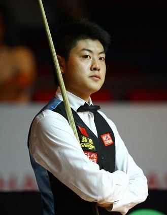 表现不一 表现不一