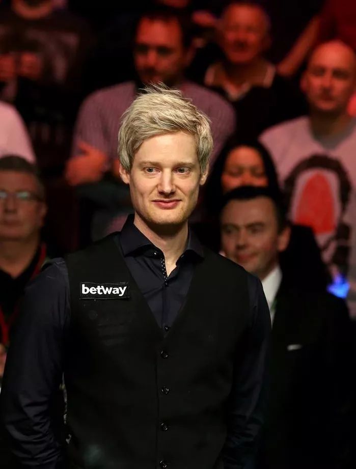 球世界里 球世界里