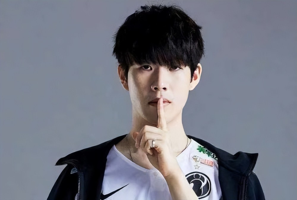 几位年轻选 几位年轻选