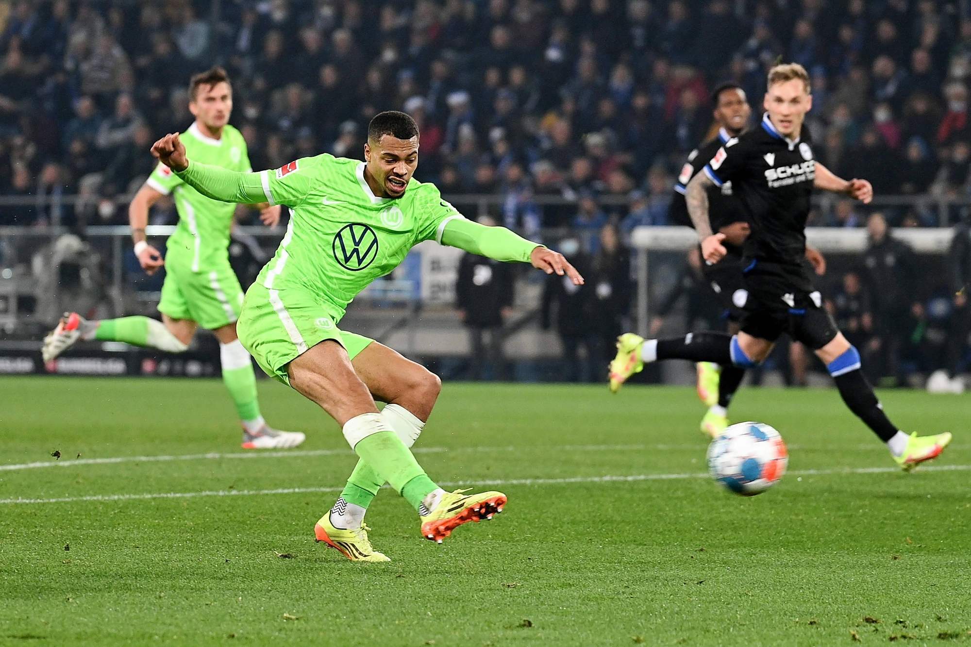 空中对抗强 空中对抗强